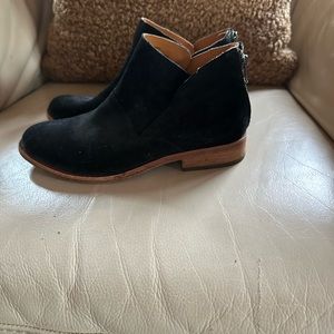 Kork-Ease Ryder Short Ankle Boots 6.5 Black Suede